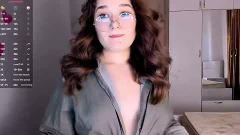 Julie online show from 02.27.25