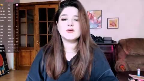 Julie online show from 03.02.25