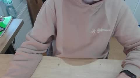 junk2711 online show from 11.11.25