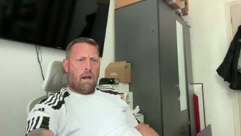 Snapshot of junky345 chatting on 06.21.26 Junky online show from 06.21.26