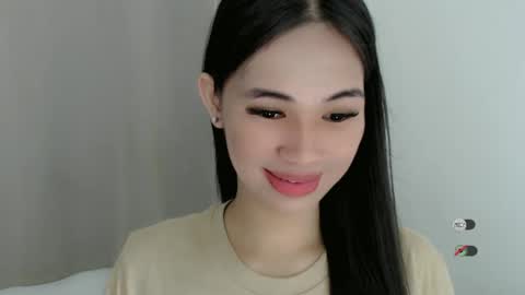 Snapshot of juny_lanyy chatting on 01.15.25 Julia online show from 01.15.25