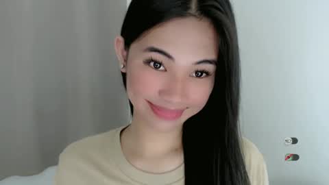 Snapshot of juny_lanyy chatting on 01.25.25 Julia online show from 01.25.25