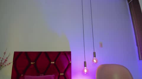 Jupiter Fox online show from 12.04.24