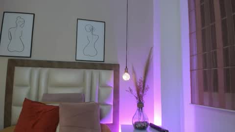 Jupiter Fox online show from 01.12.26