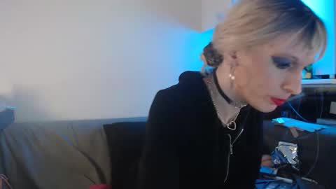 Snapshot of jussijustmust chatting on 02.05.26 jussijustmust online show from 02.05.26