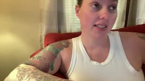 Flirty influncer online show from 03.04.26