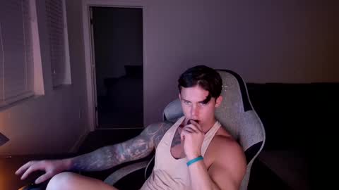 BlueEyedJayy online show from 12.02.24