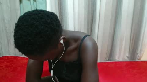 Lyra online show from 09.21.25