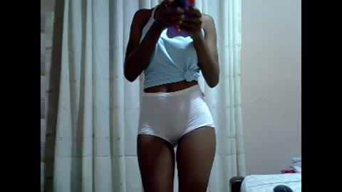 Snapshot of just_nuru chatting on 01.24.25 just_nuru online show from 01.24.25