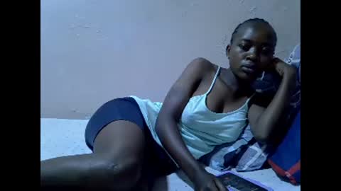 Snapshot of just_nuru chatting on 02.01.25 just_nuru online show from 02.01.25