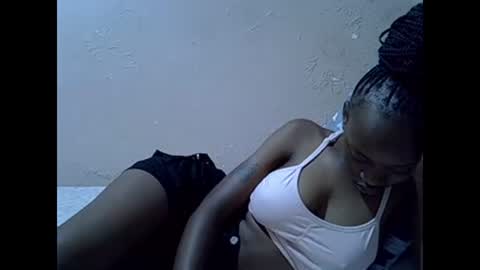 Snapshot of just_nuru chatting on 02.13.25 just_nuru online show from 02.13.25