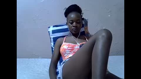 Snapshot of just_nuru chatting on 02.14.25 just_nuru online show from 02.14.25