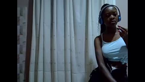 Snapshot of just_nuru chatting on 02.15.25 just_nuru online show from 02.15.25