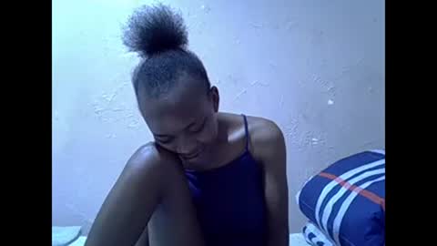 Snapshot of just_nuru chatting on 03.04.25 just_nuru online show from 03.04.25