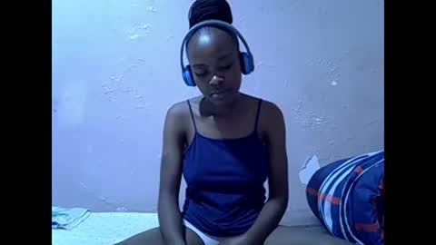 Snapshot of just_nuru chatting on 03.08.25 just_nuru online show from 03.08.25