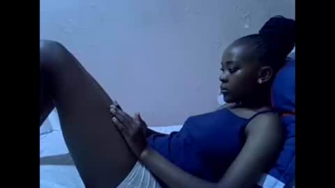 Snapshot of just_nuru chatting on 03.09.25 just_nuru online show from 03.09.25