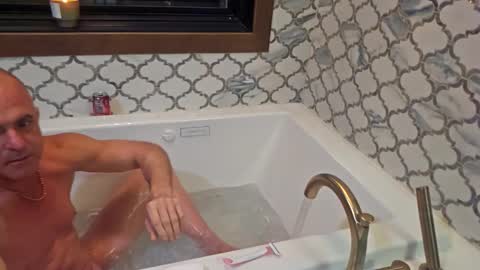 Tohiptwoquit online show from 03.02.26