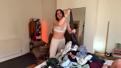 Billie  B  William online show from 04.13.26