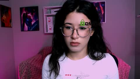 Snapshot of justcamila_ chatting on 10.14.25 justcamila online show from 10.14.25