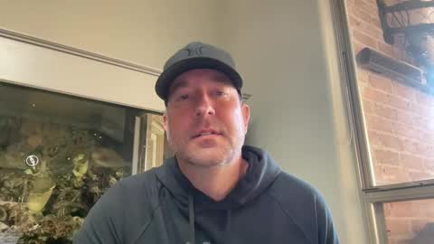 Snapshot of justfitnfun chatting on 12.11.24 justfitnfun online show from 12.11.24