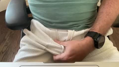 Snapshot of justfitnfun chatting on 09.30.25 justfitnfun online show from 09.30.25