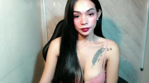 Snapshot of justhewayouare21 chatting on 06.23.26 justhewayouare21 online show from 06.23.26