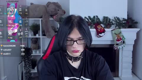 Snapshot of justin_twinkboy chatting on 12.28.24 JUSTIN online show from 12.28.24