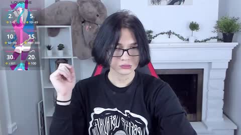Snapshot of justin_twinkboy chatting on 01.11.25 JUSTIN online show from 01.11.25