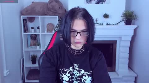 Snapshot of justin_twinkboy chatting on 01.21.25 JUSTIN online show from 01.21.25