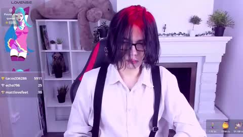Snapshot of justin_twinkboy chatting on 02.21.25 JUSTIN online show from 02.21.25