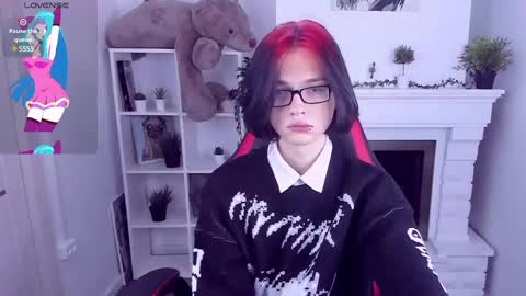 Snapshot of justin_twinkboy chatting on 03.08.25 JUSTIN online show from 03.08.25