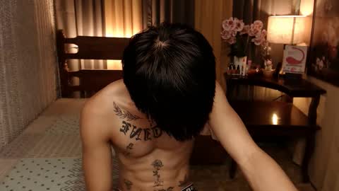 justine_hunk online show from 12.20.24