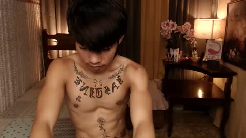 justine_hunk online show from 12.22.24