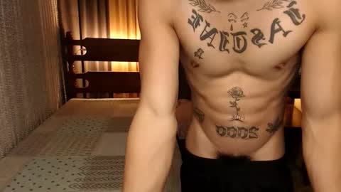 justine_hunk online show from 01.14.25