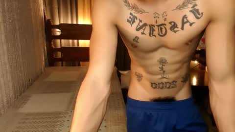 justine_hunk online show from 02.23.25