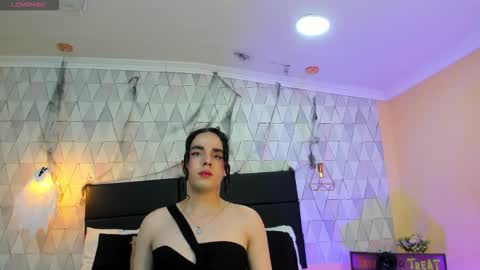 Justine online show from 10.26.25