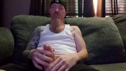 Snapshot of justinfromthadro chatting on 10.30.25 justinfromthadro online show from 10.30.25