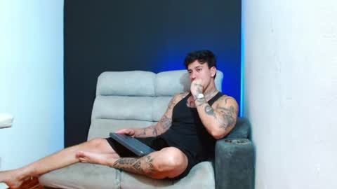 justinfuller_31 online show from 06.12.26