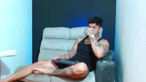 justinfuller_31 online show from 07.08.26