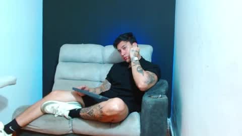 justinfuller_31 online show from 07.10.26