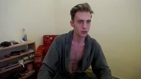 Snapshot of justinnordick chatting on 07.26.26 Hologram Guy online show from 07.26.26