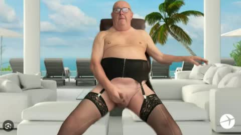 Snapshot of justlookingforfun68 chatting on 06.24.26 justlookingforfun68 online show from 06.24.26