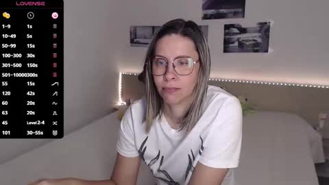 Snapshot of justmexy7 chatting on 10.10.25 Julie online show from 10.10.25