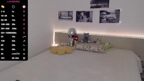 Julie online show from 01.10.26