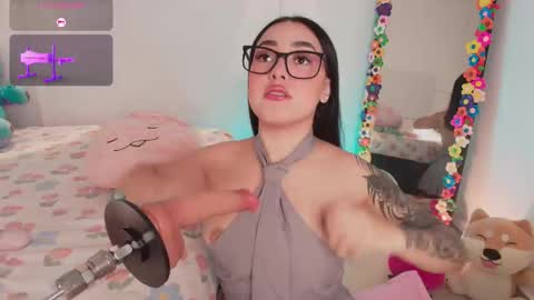 Snapshot of justonecute chatting on 11.13.25 Emy online show from 11.13.25