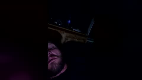 jwallsjr1987 online show from 04.16.26