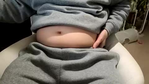 KI e697a5e69cac online show from 12.15.25