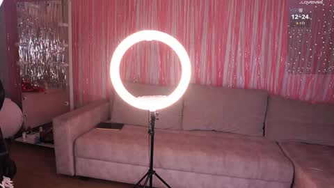 Amely online show from 11.26.25