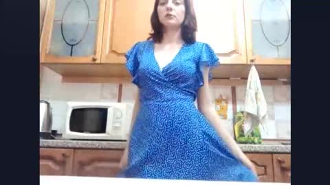 Snapshot of kacilangowski chatting on 10.13.25 Nika online show from 10.13.25