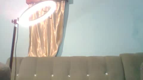 Kadzo online show from 09.14.25